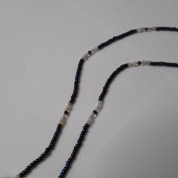 Small Bead And Quartz Crystal Necklace - Picture 8 of 16